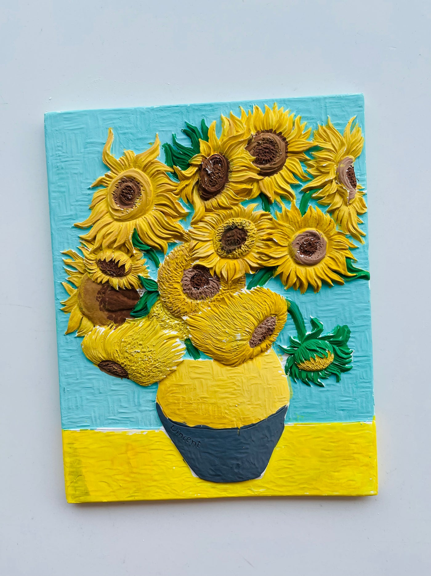 World artist collection [Inspired by Artist Vincent Van Goh]/ Play date  kit: Painting Sunflower in 3D plaster & tissue flower art in wooden box kit