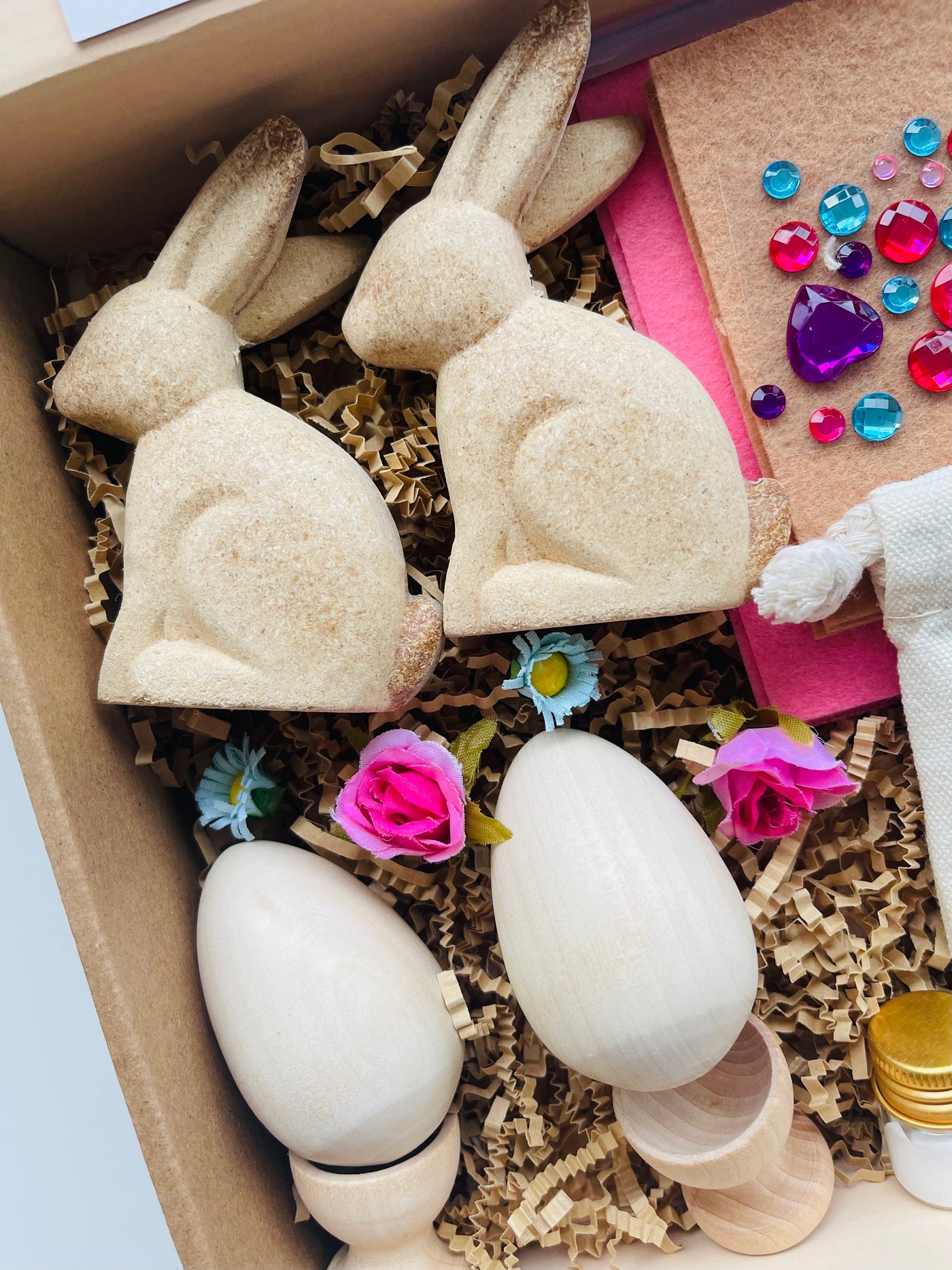 Easter bunny & eggs painting kit